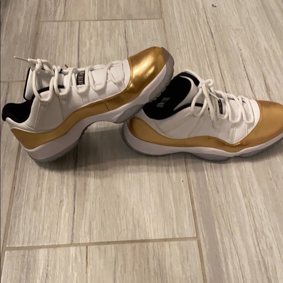 Jordan 11 retro low closing ceremony - Picture 3 of 4